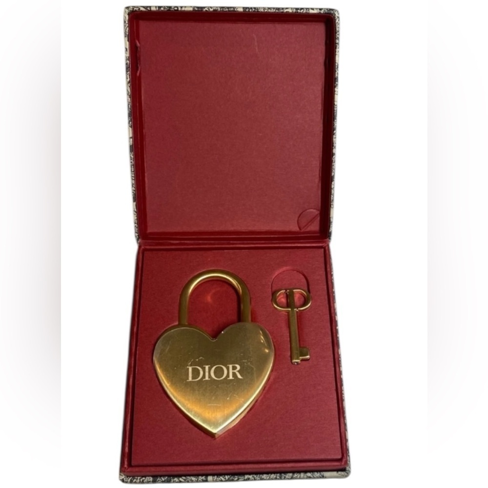 Brand New Dior Beauty Heart Padlock and Key Set, Gift with Purchase - Picture 1 of 3